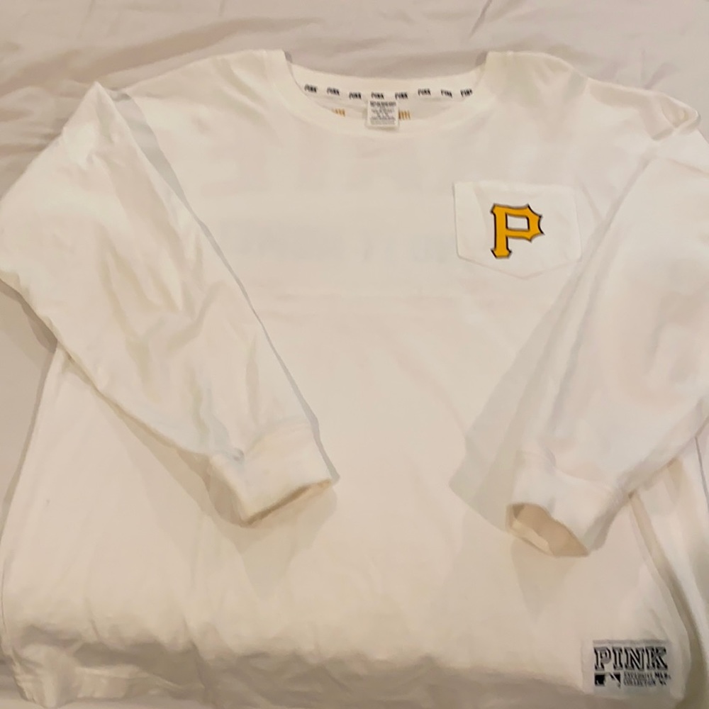 VS Pink Pittsburg pirates long sleeve T-shirt